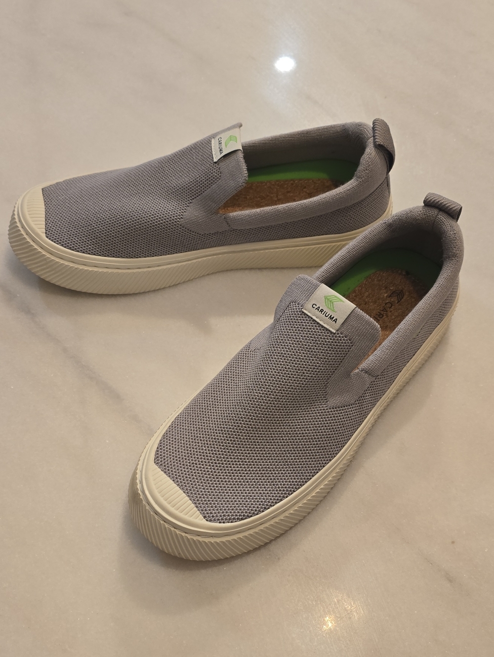 Cariuma Slip-On Sneakers in Light Gray